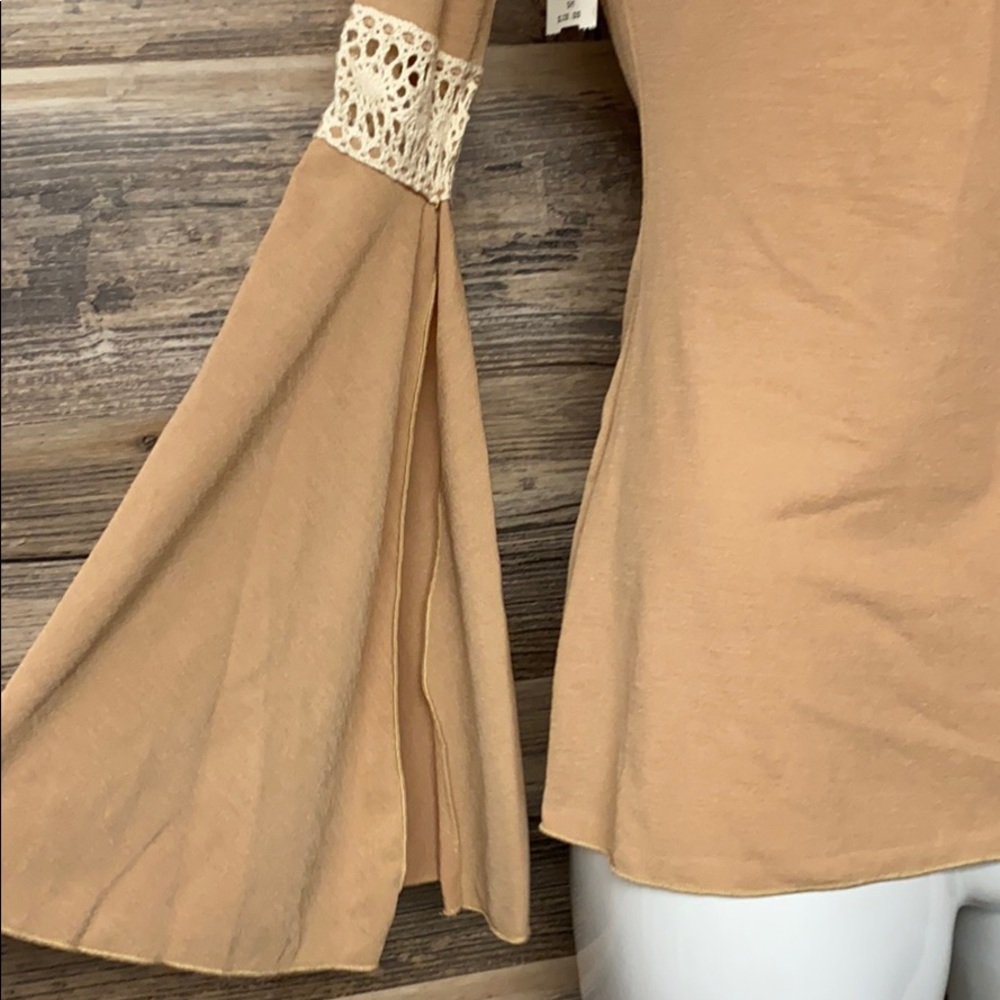 Hourglass Beige Peasant Top NWT G7 - Picture 3 of 3